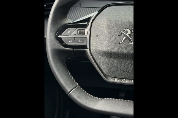 Peugeot 2008 1.2 PureTech Active Pack 23.000 KM - Apple CarPlay / Navigatie I Airco I LED I Sport velgen I Dealer onderhouden