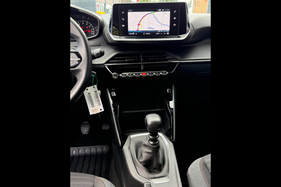 Peugeot 2008 1.2 PureTech Active Pack 23.000 KM - Apple CarPlay / Navigatie I Airco I LED I Sport velgen I Dealer onderhouden