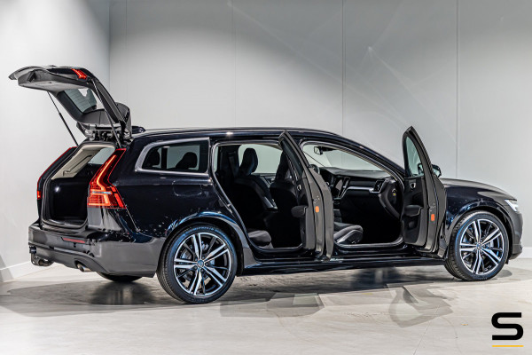 Volvo V60 2.0 B3 Momentum Advantage|NAP|Trekhaak|Cam|E-stoel
