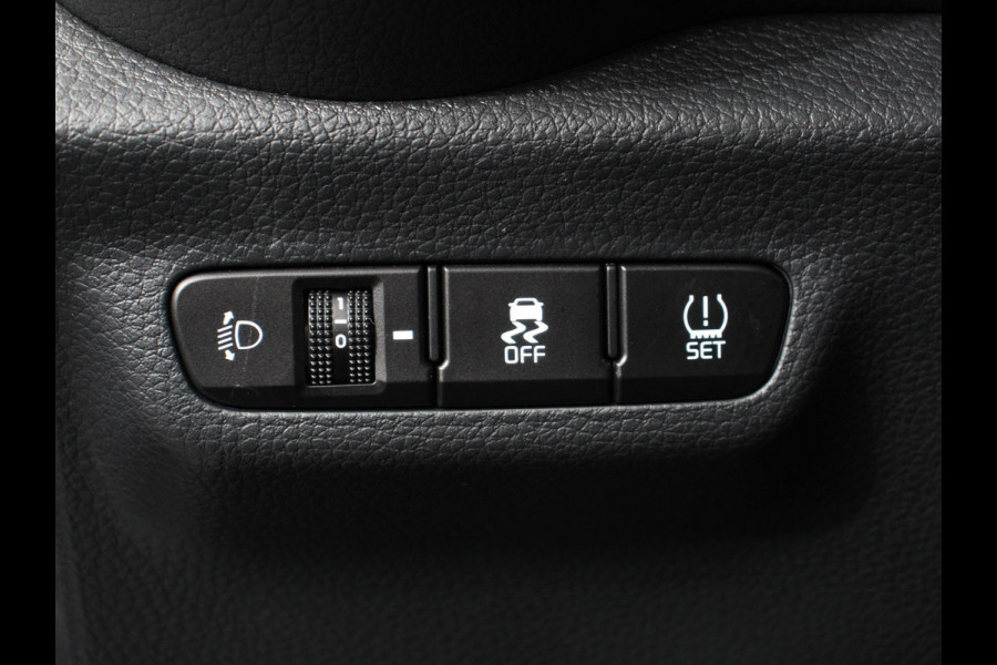 Kia Picanto 1.0 DPi Automaat DynamicLine Navigatie Apple Carplay / Android Auto Airco Camera DAB Stoelverwarming Extra Getint glas Lichtmetalen velgen Cruise Control Bluetooth