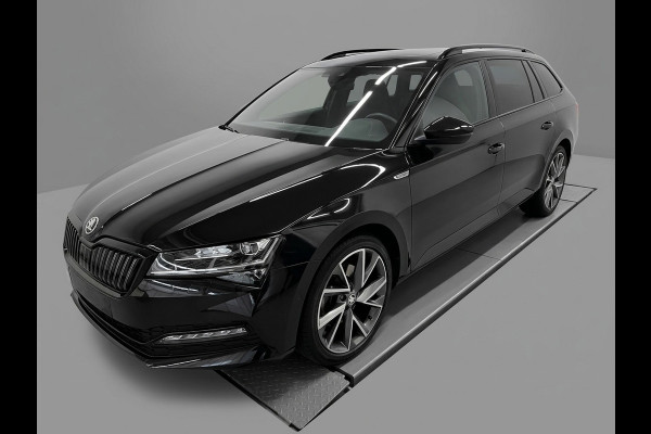 Škoda Superb Combi 1.4 TSI iV 218pk PHEV Sportline | Panoramadak | Trekhaak | 360 Camera