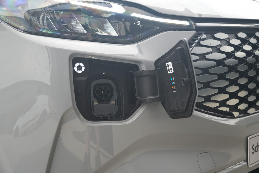 Ford E-Transit Custom 340 L2H1 Limited 71 kWh 218pk - Carplay - Camera - Stoel-stuurverwarming - Rijklaar