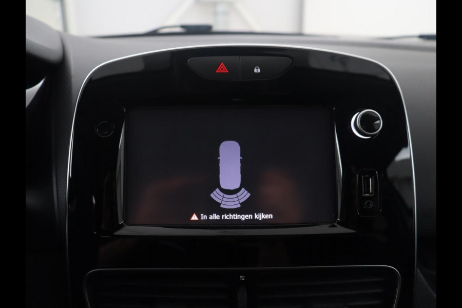 Renault Clio 0.9 TCe Limited | Cruise control | Park assist | Bluetooth | Navigatie | DAB | Getint glas | Full LED | Lichtmetaal 16'' |