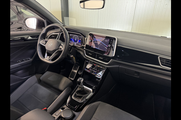 Volkswagen T-Roc TSI 110PK R-LINE BUSINESS CAMERA/MASSAGE/IQ.LIGHT