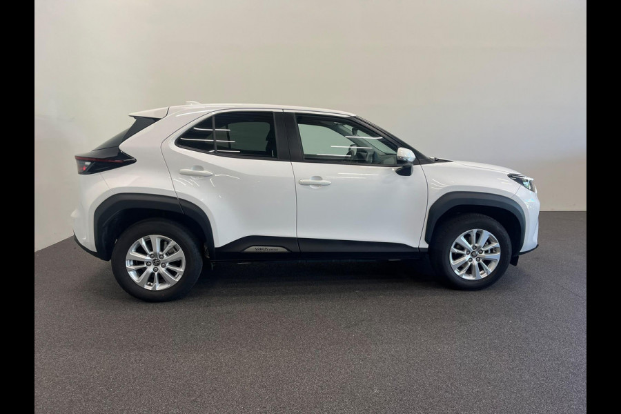Toyota Yaris Cross 1.5 Hybrid Business Navigatie Apple Carplay Android Auto Camera Parkeerhulp Adaptive Cruise Control Climate Control Lichtmetalen velgen