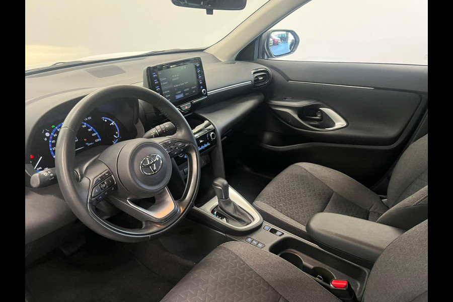Toyota Yaris Cross 1.5 Hybrid Business Navigatie Apple Carplay Android Auto Camera Parkeerhulp Adaptive Cruise Control Climate Control Lichtmetalen velgen