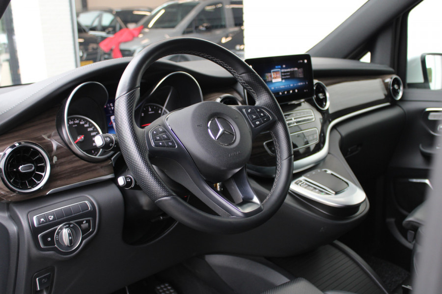 Mercedes-Benz V-Klasse 300d / XXL / DC / Elec Stoelen / Burmester / 360 Camera / Luchtvering / Vol Opties / NIEUWSTAAT