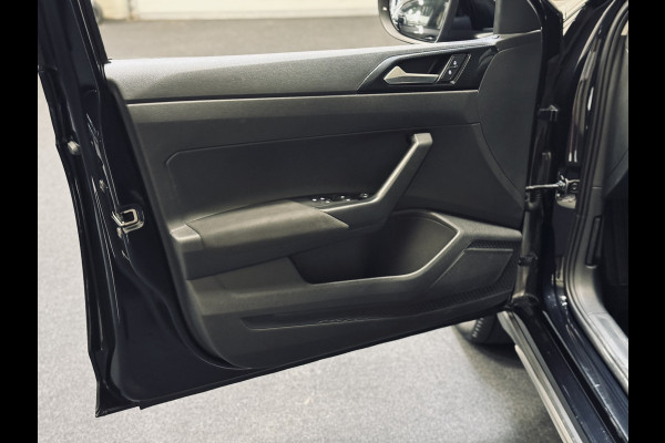 Volkswagen Taigo 1.0 TSI Life | Camera | Stoelverw. | Virtual