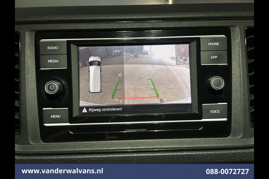 Volkswagen Crafter 2.0 TDI 141pk L3H2 L2H1 Euro6 Airco | Camera | Apple Carplay | Android Auto Parkeersensoren, Bijrijdersbank