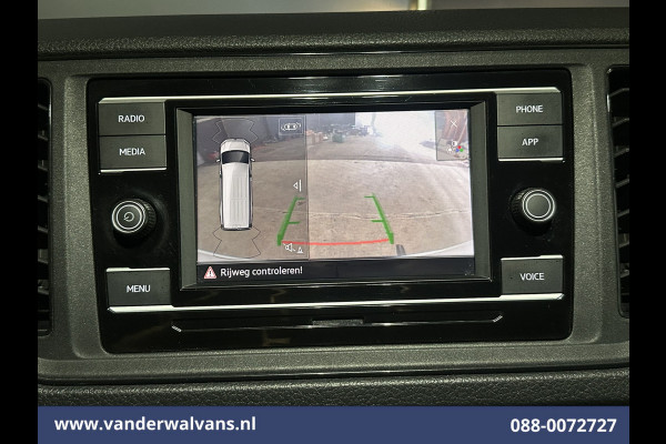 Volkswagen Crafter 2.0 TDI 141pk L3H2 L2H1 Euro6 Airco | Camera | Apple Carplay | Android Auto Parkeersensoren, Bijrijdersbank