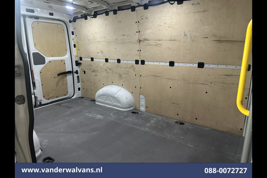 Volkswagen Crafter 2.0 TDI 141pk L3H2 L2H1 Euro6 Airco | Camera | Apple Carplay | Android Auto Parkeersensoren, Bijrijdersbank