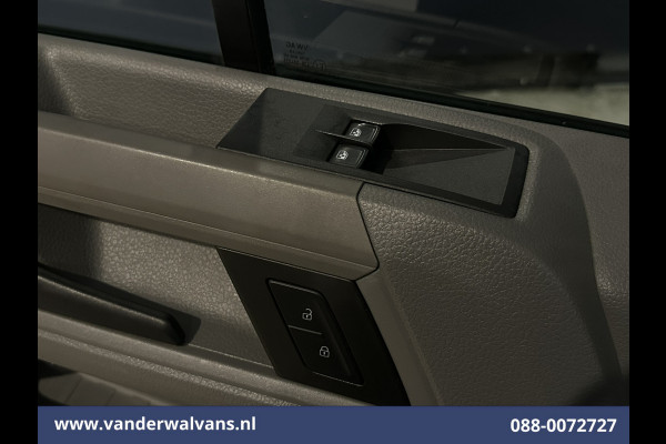 Volkswagen Crafter 2.0 TDI 141pk L3H2 L2H1 Euro6 Airco | Camera | Apple Carplay | Android Auto Parkeersensoren, Bijrijdersbank