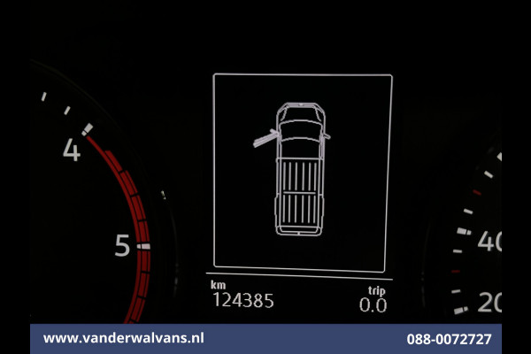 Volkswagen Crafter 2.0 TDI 141pk L3H2 L2H1 Euro6 Airco | Camera | Apple Carplay | Android Auto Parkeersensoren, Bijrijdersbank