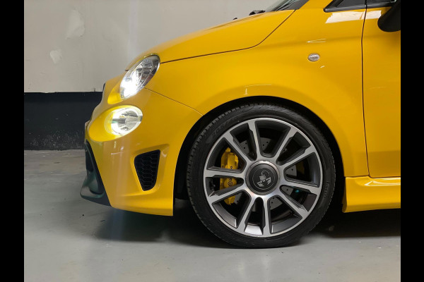 Fiat 500 1.4 T-Jet Abarth Competizione 70th Anniversary | kuipstoelen | Pano | DAB | Beats by Dre | Navi