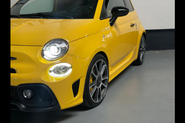 Fiat 500 1.4 T-Jet Abarth Competizione 70th Anniversary | kuipstoelen | Pano | DAB | Beats by Dre | Navi
