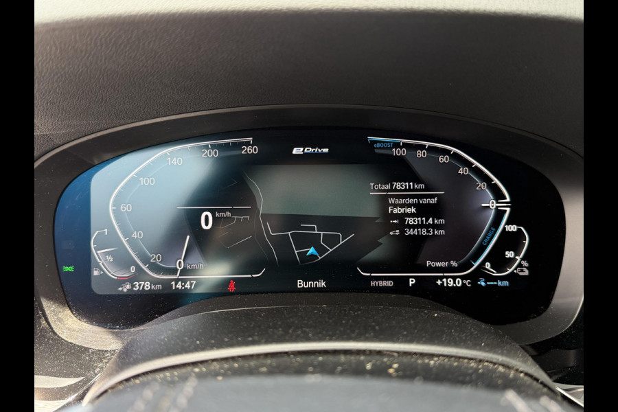 BMW 5 Serie Touring 530e High Executive 20"/Leder/Camera/Stoelverwarming/Sfeerverlichting/Apple Carplay & Android Auto