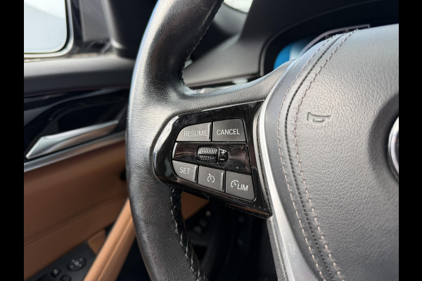 BMW 5 Serie Touring 530e High Executive 20"/Leder/Camera/Stoelverwarming/Sfeerverlichting/Apple Carplay & Android Auto