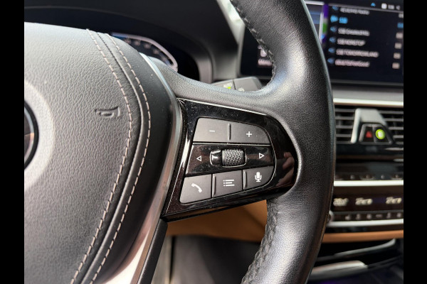 BMW 5 Serie Touring 530e High Executive 20"/Leder/Camera/Stoelverwarming/Sfeerverlichting/Apple Carplay & Android Auto