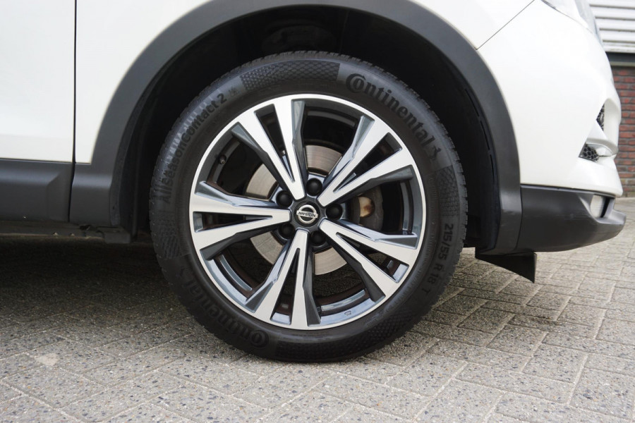 Nissan QASHQAI 1.3 DIG-T 140PK N-Connecta/360Camera/Panodak/ 18Inch LMV/Goed onderhouden.