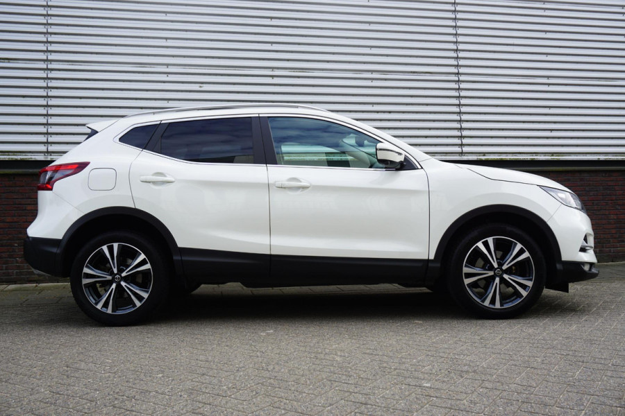 Nissan QASHQAI 1.3 DIG-T 140PK N-Connecta/360Camera/Panodak/ 18Inch LMV/Goed onderhouden.