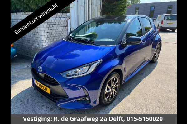 Toyota Yaris 1.5 Hybrid Dynamic Bi-Tone | Apple Carplay & AndroidAUTO | Camera | Lichtmetalen velgen | Privacy Glass |