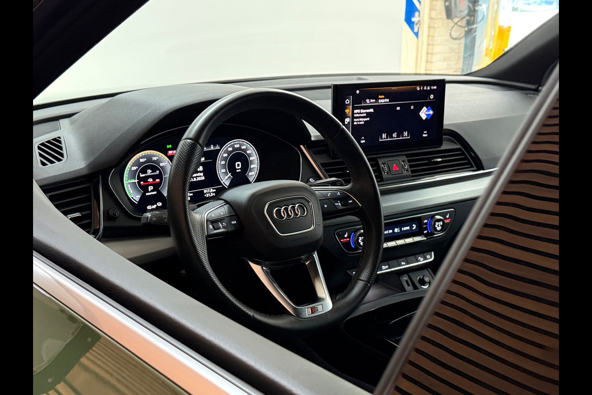 Audi Q5 Sportback 50 TFSI e S-line edition | Luchtvering | District Green | Ambient | Matrix-LED / OLED | Business-Pack | CarPlay