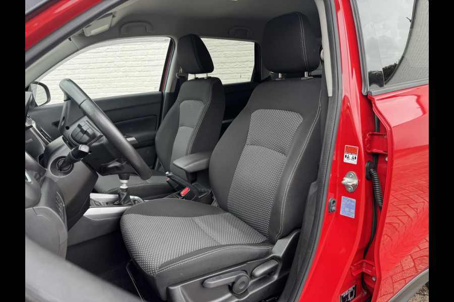Suzuki Vitara 1.4 Boosterjet Select Smart Hybrid Trekhaak Led Carplay Adaptive cruise Climate control Camera