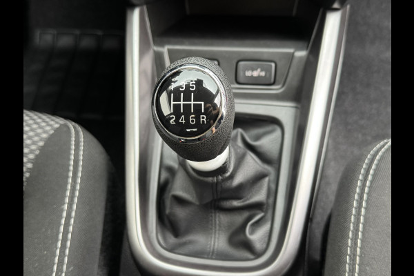 Suzuki Vitara 1.4 Boosterjet Select Smart Hybrid Trekhaak Led Carplay Adaptive cruise Climate control Camera