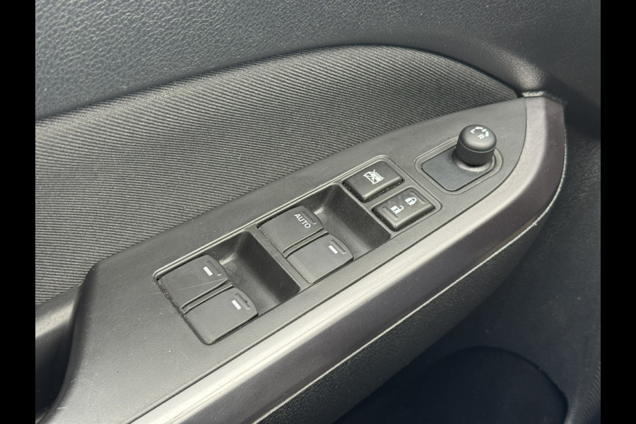 Suzuki Vitara 1.4 Boosterjet Select Smart Hybrid Trekhaak Led Carplay Adaptive cruise Climate control Camera