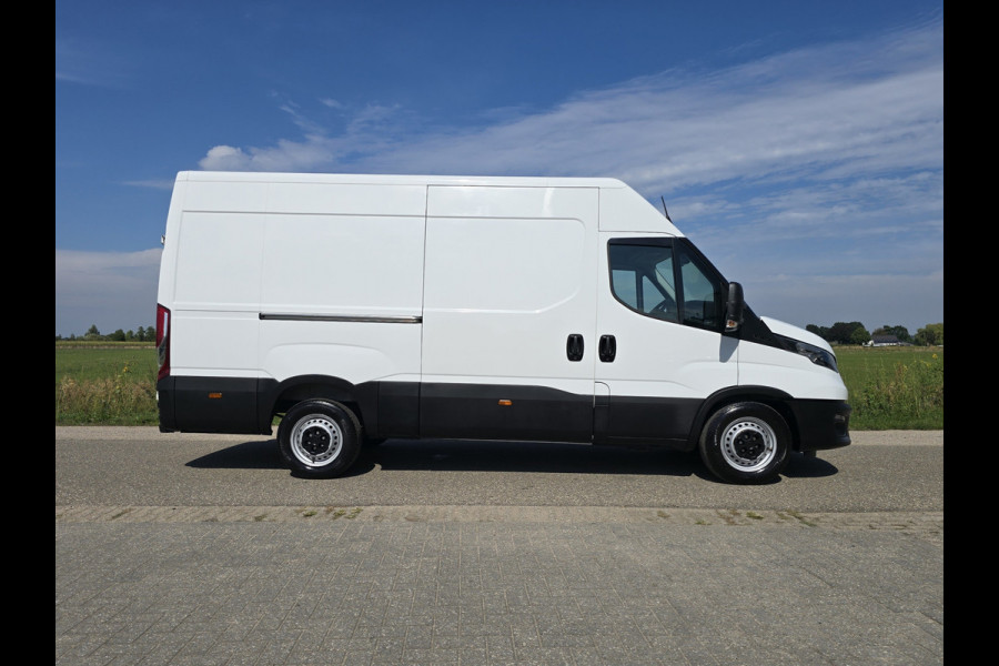Iveco Daily 35S14V 2.3 352L H2 - 140 Pk - Euro 6 - Airco - Cruise Control