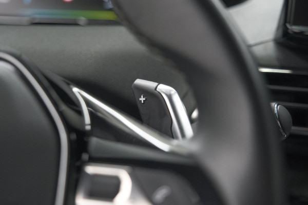 Peugeot 3008 1.6 HYbrid 225 Allure | Camera | Dodehoekdetectie | Apple Carplay | Navigatie