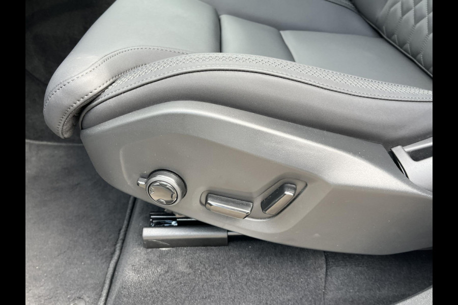Volvo XC90 2.0 T8 Plug-in hybrid AWD Plus Dark ACC | APPLE CARP. | 7. PERSOONS | PANNO. DAK | 360˚ CAMERA |