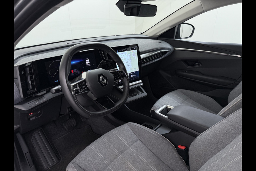 Renault Mégane E-Tech EV60 Warmtepomp Optimum Stoel+Stuurverwarming Adap.Cruise Google®-Maps Navi Camera Ecc Optimum Charge Business Ed. Evolut Keyless Apple Carplay/Android Auto Bluetooth LMV Led Pdc Isofix Lane Assist Regen-Lichtsensor Dealeronderhouden Origineel Nederlandse Auto