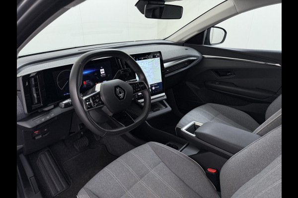 Renault Mégane E-Tech EV60 Warmtepomp Optimum Stoel+Stuurverwarming Adap.Cruise Google®-Maps Navi Camera Ecc Optimum Charge Business Ed. Evolut Keyless Apple Carplay/Android Auto Bluetooth LMV Led Pdc Isofix Lane Assist Regen-Lichtsensor Dealeronderhouden Origineel Nederlandse Auto