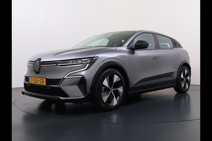 Renault Mégane E-Tech EV60 Warmtepomp Optimum Stoel+Stuurverwarming Adap.Cruise Google®-Maps Navi Camera Ecc Optimum Charge Business Ed. Evolut Keyless Apple Carplay/Android Auto Bluetooth LMV Led Pdc Isofix Lane Assist Regen-Lichtsensor Dealeronderhouden Origineel Nederlandse Auto
