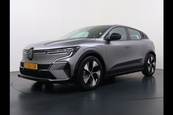 Renault Mégane E-Tech EV60 Warmtepomp Optimum Stoel+Stuurverwarming Adap.Cruise Google®-Maps Navi Camera Ecc Optimum Charge Business Ed. Evolut Keyless Apple Carplay/Android Auto Bluetooth LMV Led Pdc Isofix Lane Assist Regen-Lichtsensor Dealeronderhouden Origineel Nederlandse Auto