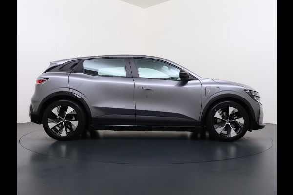 Renault Mégane E-Tech EV60 Warmtepomp Optimum Stoel+Stuurverwarming Adap.Cruise Google®-Maps Navi Camera Ecc Optimum Charge Business Ed. Evolut Keyless Apple Carplay/Android Auto Bluetooth LMV Led Pdc Isofix Lane Assist Regen-Lichtsensor Dealeronderhouden Origineel Nederlandse Auto