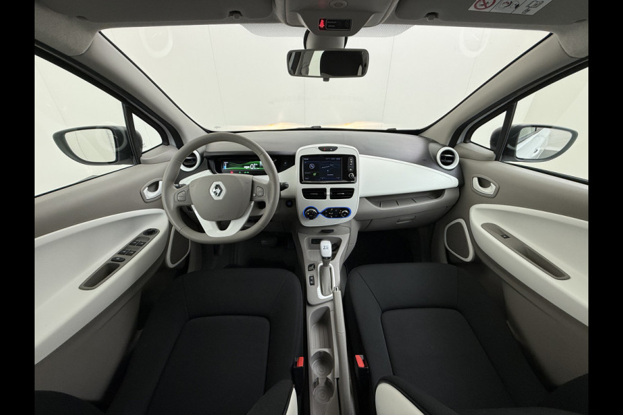 Renault ZOE R90 Life 41kWh Eigen Accu Apple Carplay Android Auto Navi Ecc Keyless Cruise Control Pdc SOH 91% Regen-Lichtsensor Isofix Led Voicecontrol 1e Eigenaar Dealeronderhouden Origineel Nederlandse Auto