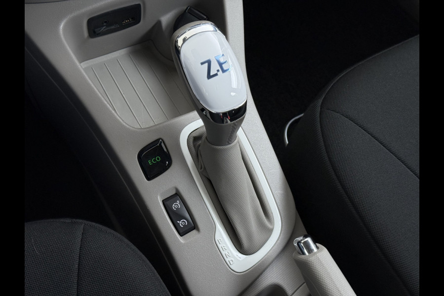 Renault ZOE R90 Life 41kWh Eigen Accu Apple Carplay Android Auto Navi Ecc Keyless Cruise Control Pdc SOH 91% Regen-Lichtsensor Isofix Led Voicecontrol 1e Eigenaar Dealeronderhouden Origineel Nederlandse Auto