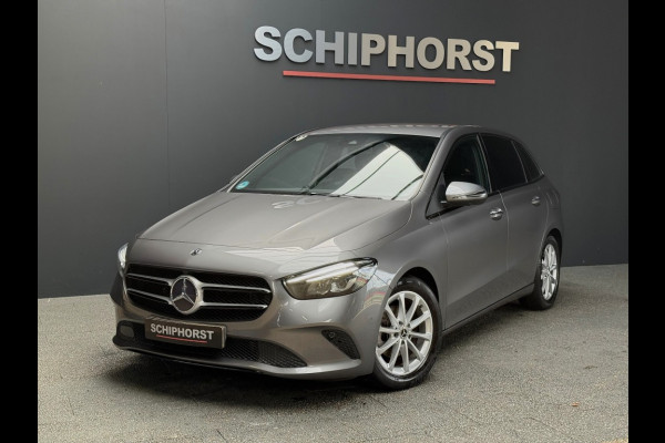 Mercedes-Benz B-Klasse B180 Launch premium Trekhaak 360 camera 32 dkm Nap easy pack