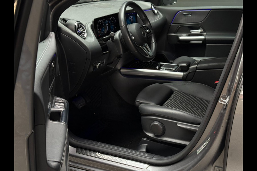Mercedes-Benz B-Klasse B180 Launch premium Trekhaak 360 camera 32 dkm Nap easy pack