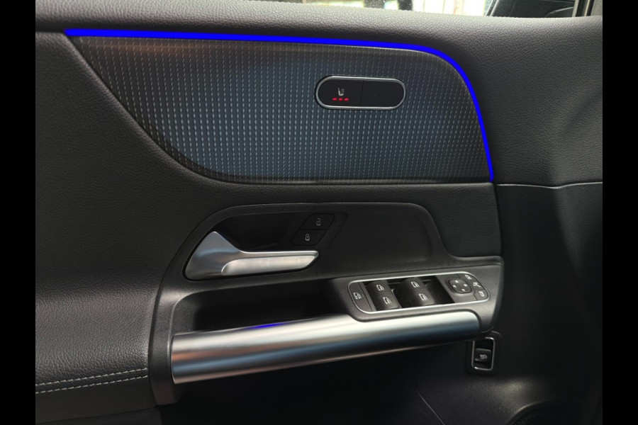Mercedes-Benz B-Klasse B180 Launch premium Trekhaak 360 camera 32 dkm Nap easy pack