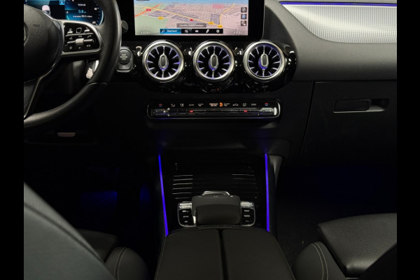 Mercedes-Benz B-Klasse B180 Launch premium Trekhaak 360 camera 32 dkm Nap easy pack