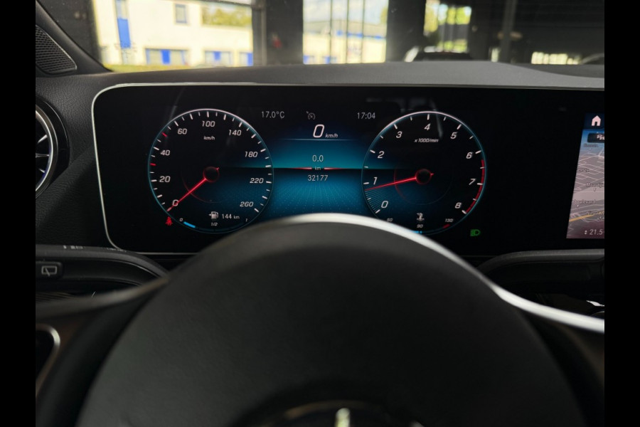 Mercedes-Benz B-Klasse B180 Launch premium Trekhaak 360 camera 32 dkm Nap easy pack
