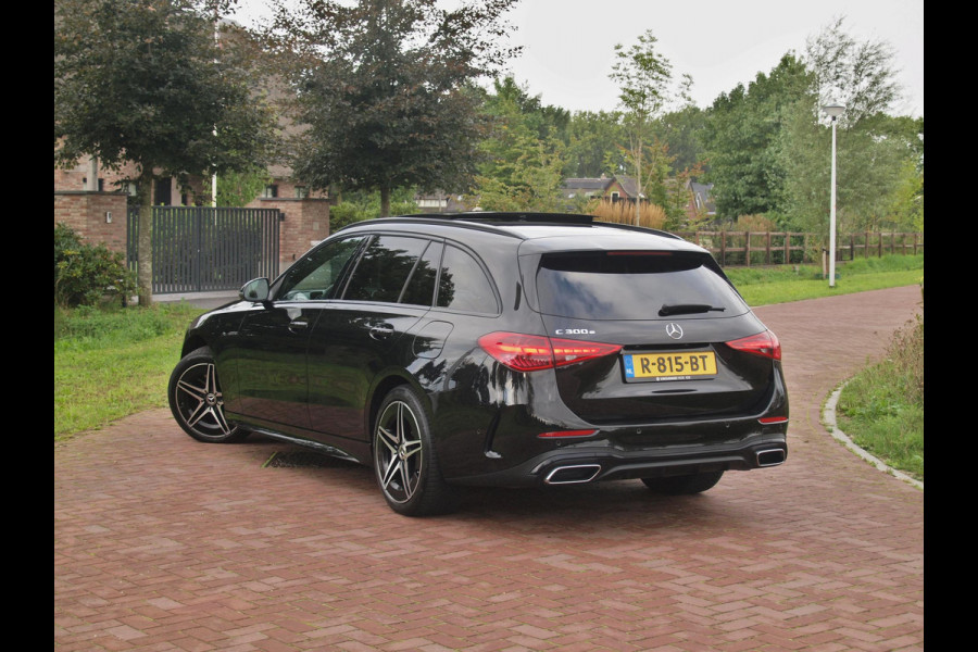 Mercedes-Benz C-Klasse Estate 300 e AMG Line | Panoramadak | Camera | Sfeerverlichting | Burmester | NL-Auto |