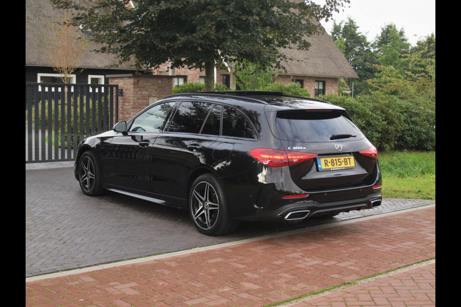 Mercedes-Benz C-Klasse Estate 300 e AMG Line | Panoramadak | Camera | Sfeerverlichting | Burmester | NL-Auto |