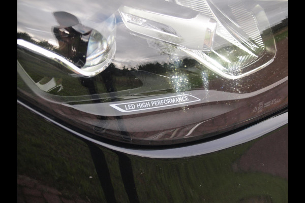 Mercedes-Benz C-Klasse Estate 300 e AMG Line | Panoramadak | Camera | Sfeerverlichting | Burmester | NL-Auto |