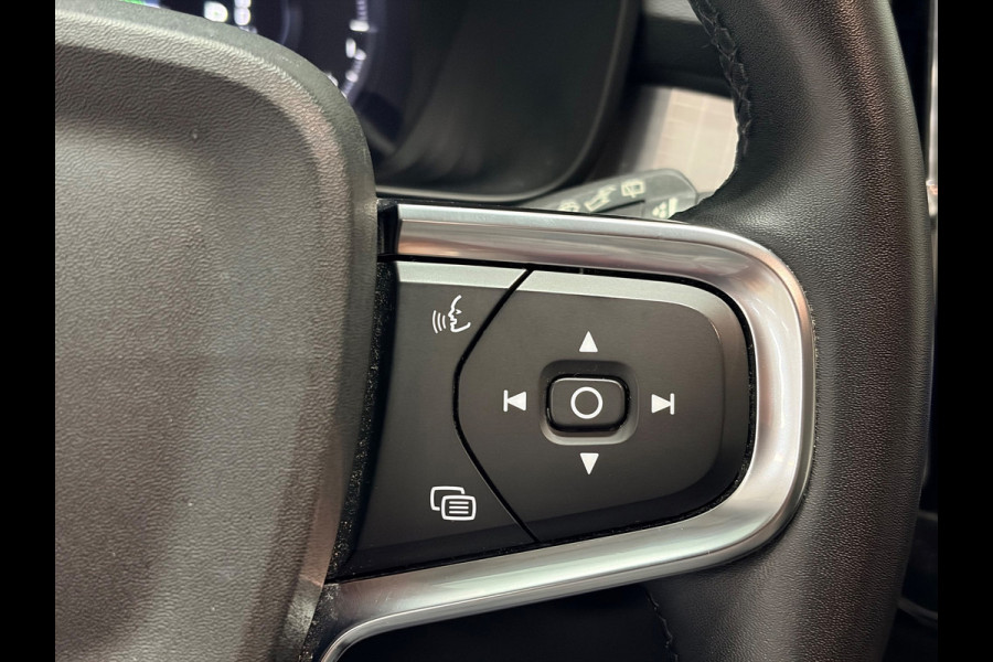 Volvo XC40 1.5 T4 Recharge AUT Inscription PHEV 211PK Camera Trekhaak Denim Blue