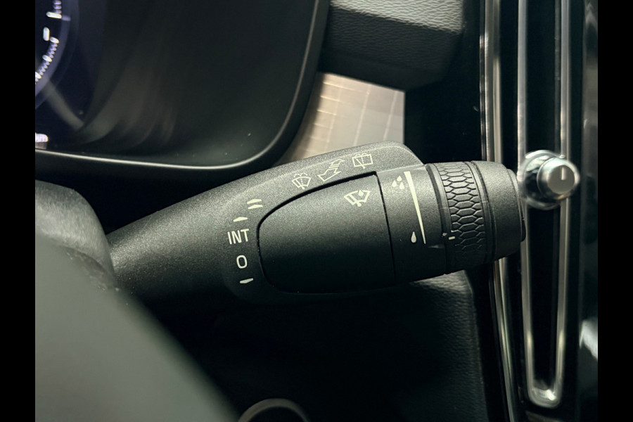 Volvo XC40 1.5 T4 Recharge AUT Inscription PHEV 211PK Camera Trekhaak Denim Blue