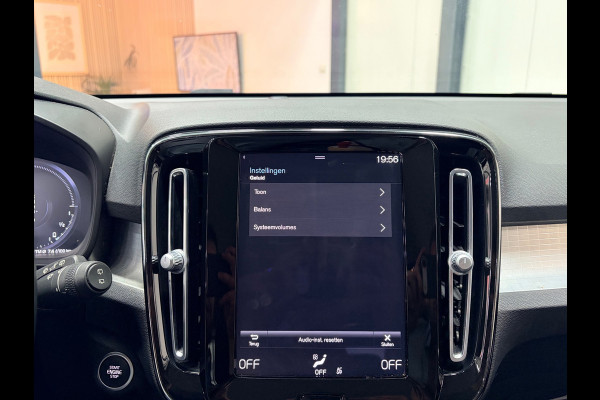 Volvo XC40 1.5 T4 Recharge AUT Inscription PHEV 211PK Camera Trekhaak Denim Blue